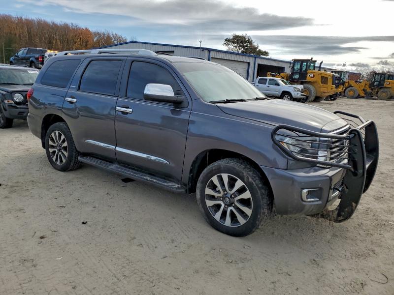 Photo 4 from auction – 2018 TOYOTA SEQUOIA LI with VIN 5TDJY5G12JS155673