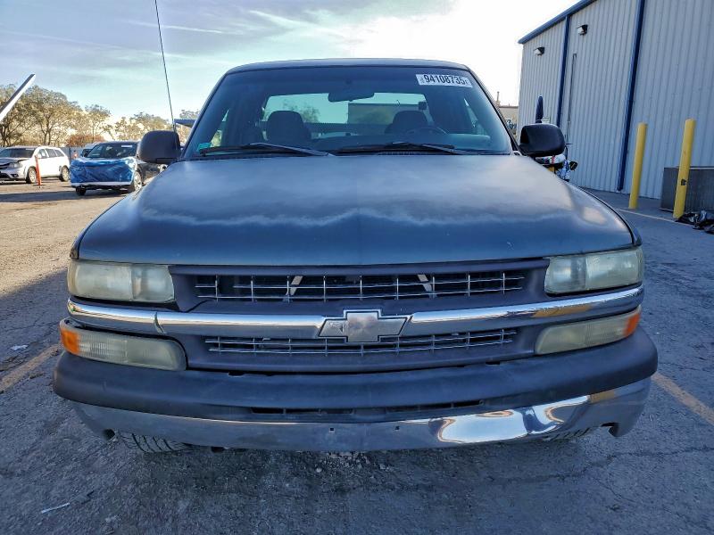 Photo 5 from auction – 2001 CHEVROLET SILVERADO with VIN 1GCEC19W61Z176736