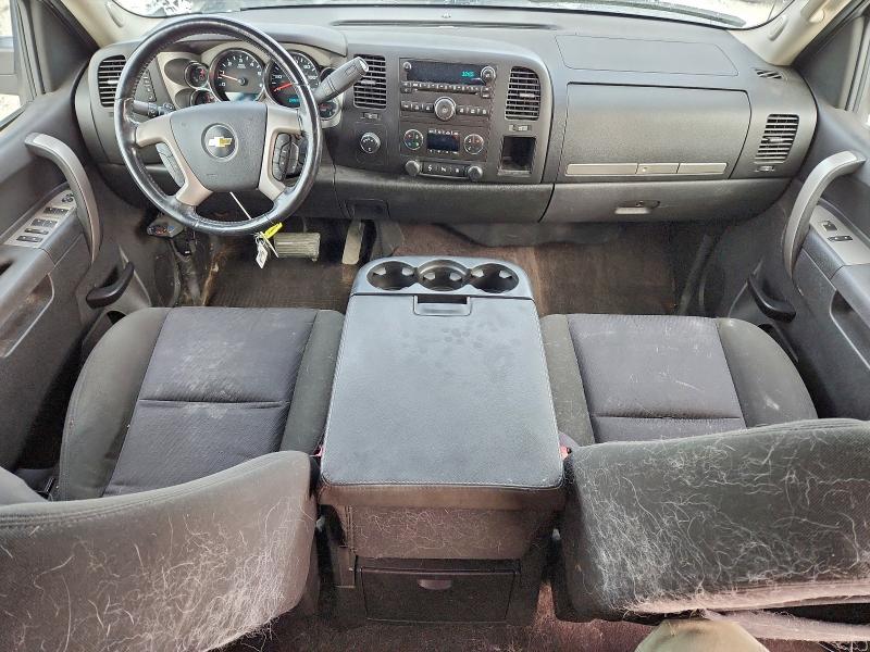 Photo 8 from auction – 2011 CHEVROLET SILVERADO with VIN 1GCPKSE3XBF124168