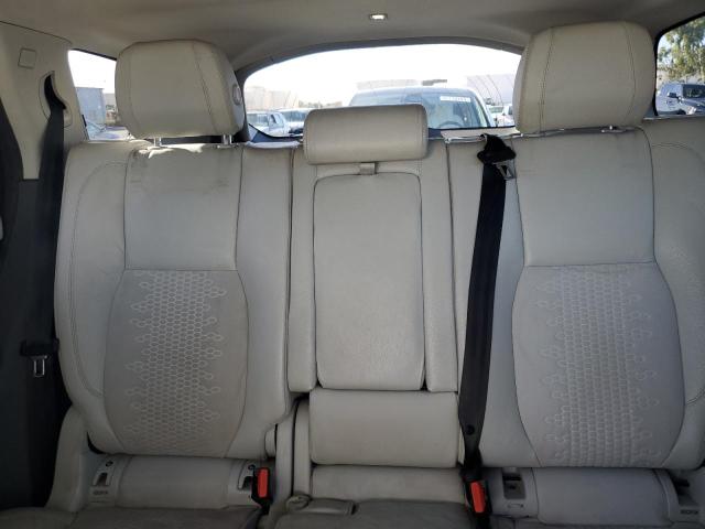 Photo 10 from auction – 2018 LAND ROVER DISCOVERY with VIN SALCP2RX9JH744549