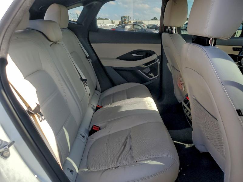 Photo 11 from auction – 2020 JAGUAR E-PACE SE with VIN SADFP2FX8L1015306