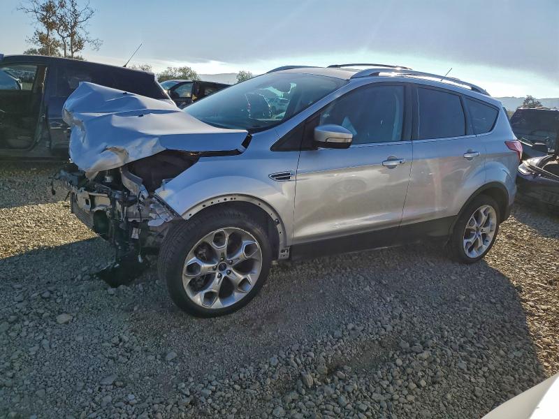 FORD ESCAPE TIT 2013 مع رقم تعريف المركبة 1FMCU0J97DUD18318 - صورة من المزاد