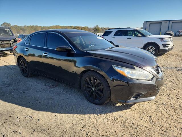 Photo 4 from auction – 2017 NISSAN ALTIMA 2.5 with VIN 1N4AL3AP4HC117640
