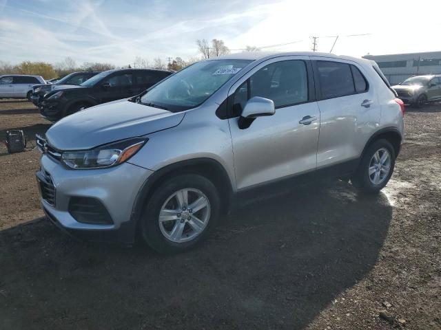 CHEVROLET TRAX LS 2019 with VIN 3GNCJKSB8KL278825 - Photo from auction