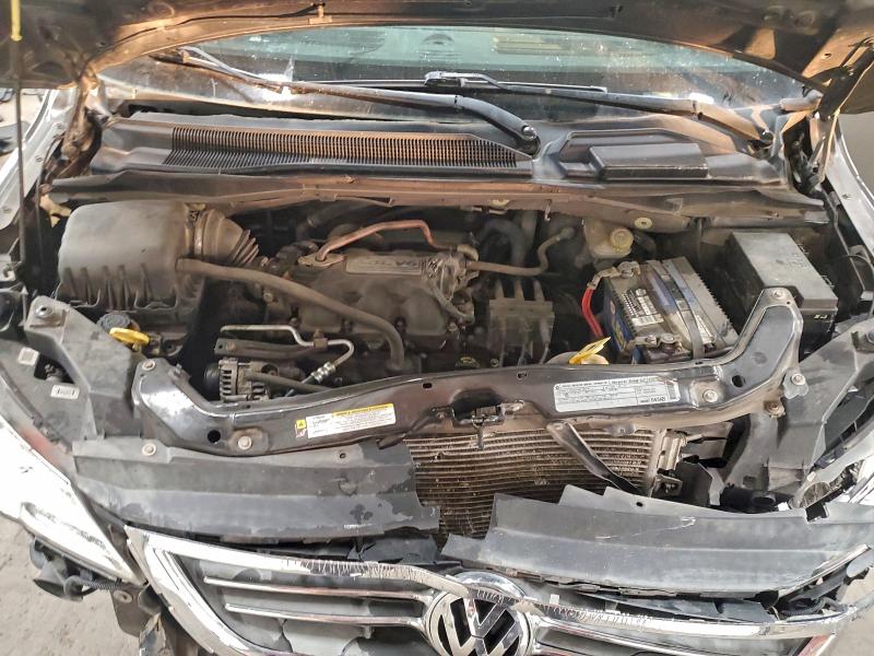 Photo 12 from auction – 2010 VOLKSWAGEN ROUTAN with VIN 2V4RW3D10AR359954
