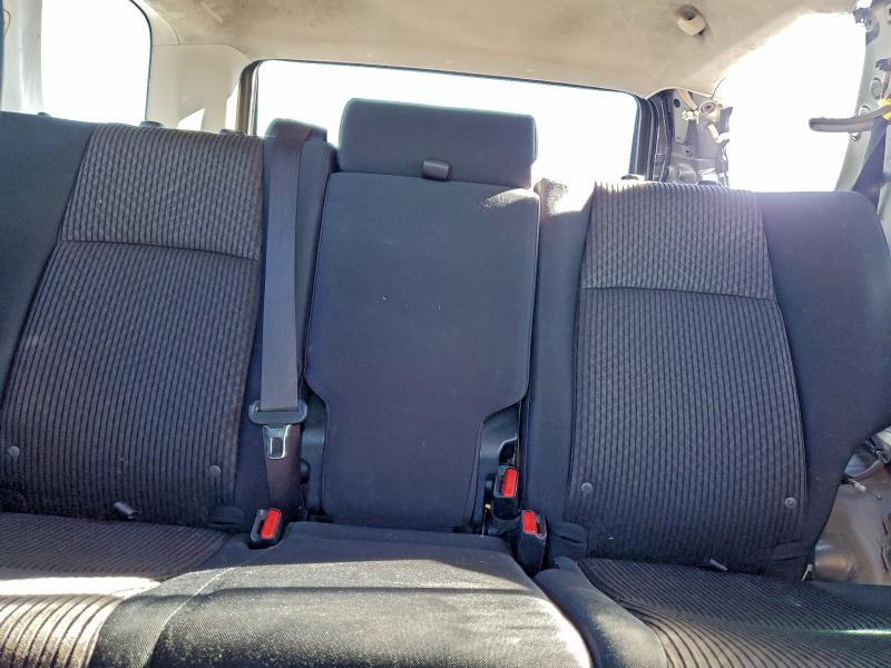 Photo 10 from auction – 2016 TOYOTA 4RUNNER SR with VIN JTEBU5JR5G5402709
