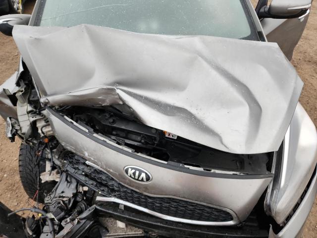 Photo 12 from auction – 2015 KIA RONDO with VIN KNAHU8A34F7089924