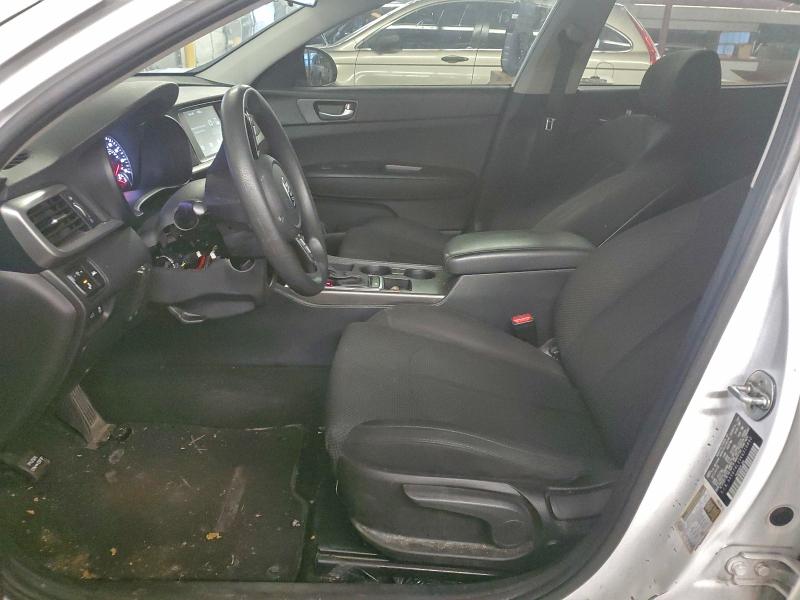 Photo 7 from auction – 2019 KIA OPTIMA LX with VIN 5XXGT4L35KG310892