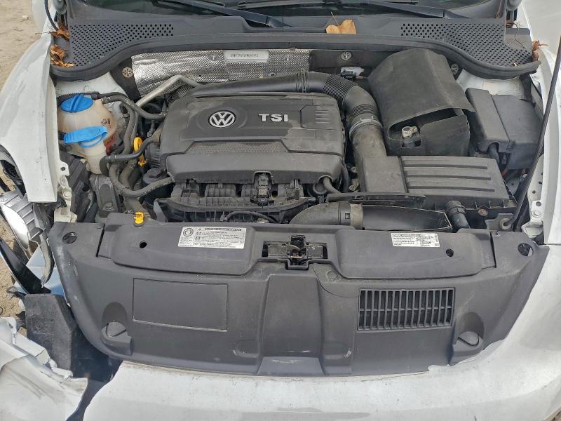 Photo 11 from auction – 2015 VOLKSWAGEN BEETLE 1.8 with VIN 3VWF17AT3FM647472