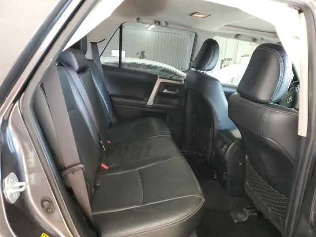 Photo 11 from auction – 2017 TOYOTA 4RUNNER SR with VIN JTEBU5JRXH5442026