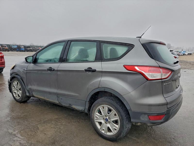 Photo 2 from auction – 2013 FORD ESCAPE S with VIN 1FMCU0F77DUC23877