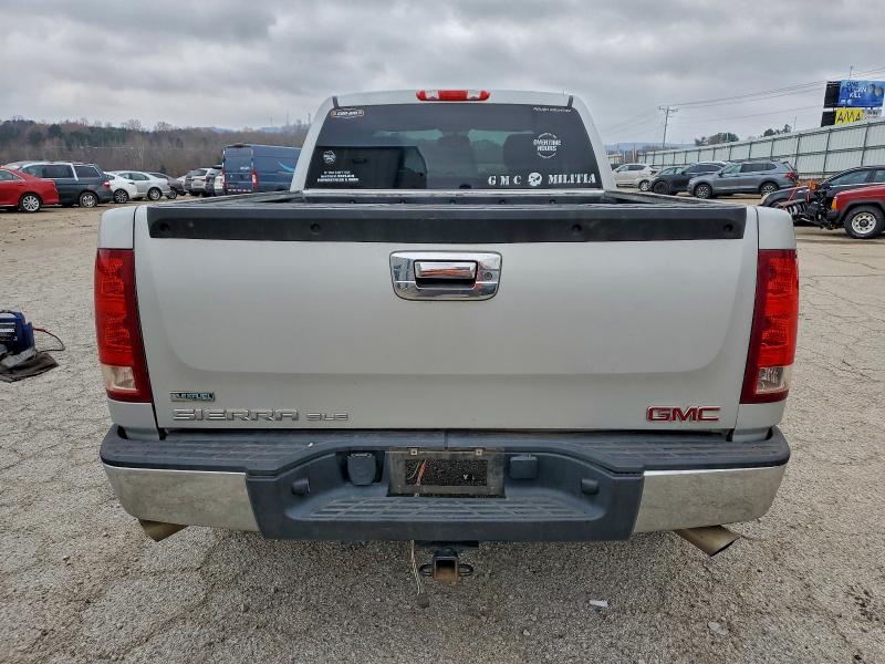 Photo 6 from auction – 2011 GMC SIERRA K15 with VIN 1GTR2VE37BZ306953