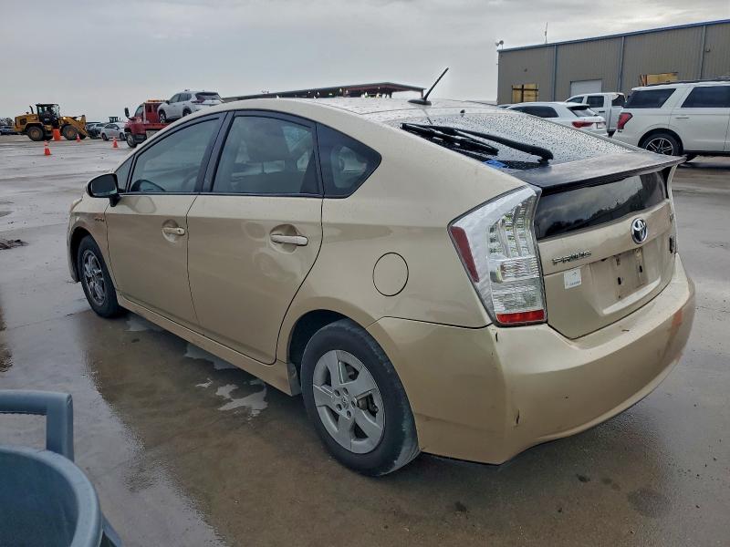 Photo 2 from auction – 2011 TOYOTA PRIUS with VIN JTDKN3DU4B0264804