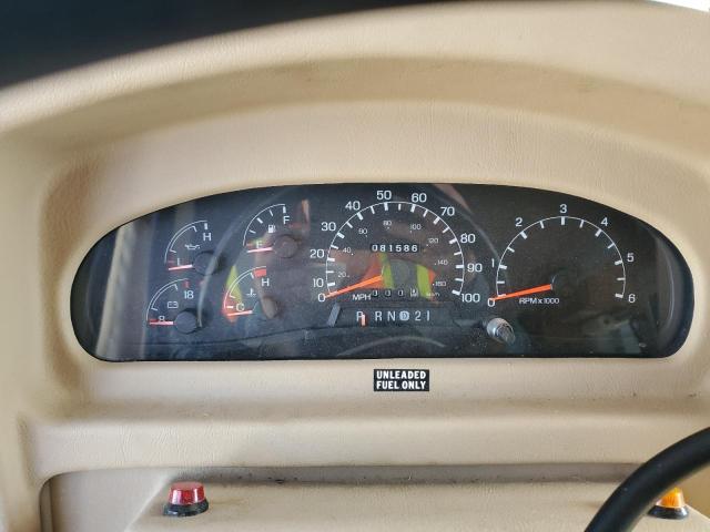 Photo 8 from auction – 2002 TRUE WINNEBAGO ADVENTURER with VIN 1FCNF53S510A19918