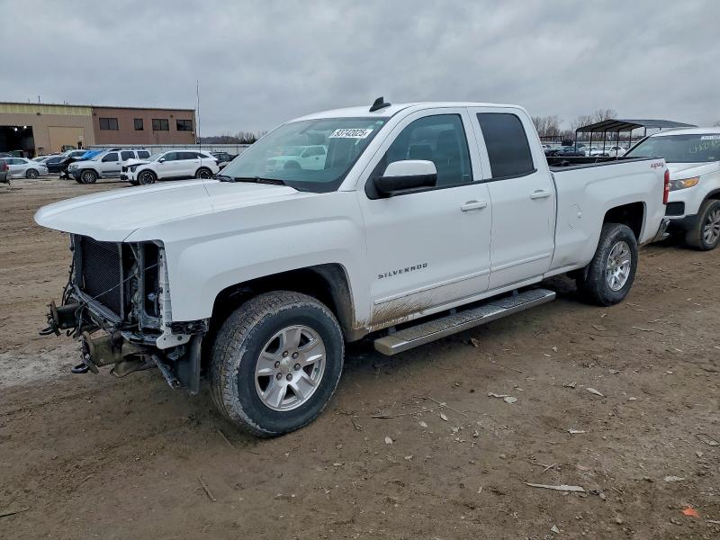 CHEVROLET SILVERADO 2015 with VIN 1GCVKREC4FZ159180 - Photo from auction