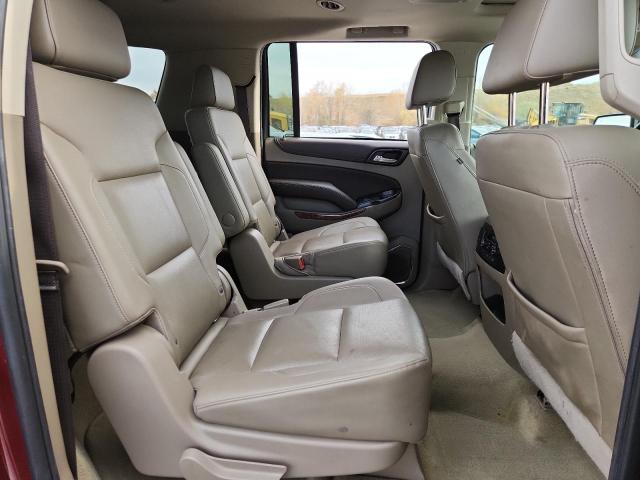 Photo 11 from auction – 2017 CHEVROLET SUBURBAN with VIN 1GNSKJKC1HR231844
