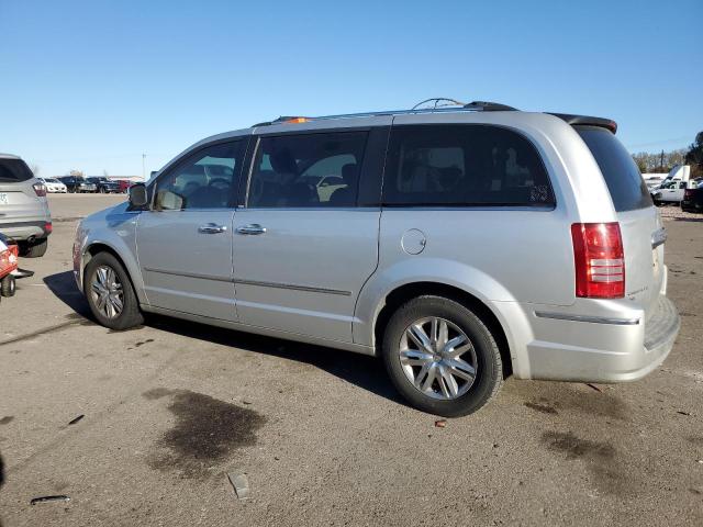 Photo 2 from auction – 2010 CHRYSLER TOWN & COU with VIN 2A4RR6DX5AR137203