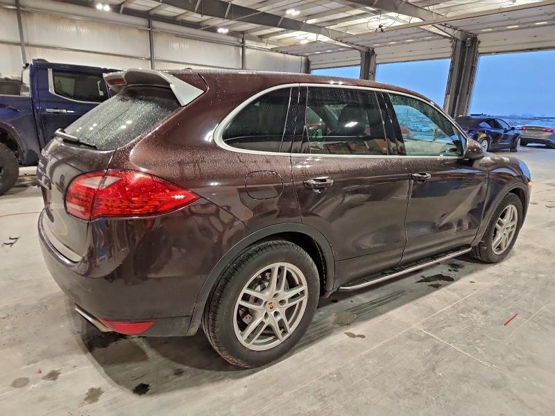 Photo 3 from auction – 2014 PORSCHE CAYENNE with VIN WP1AA2A28ELA09210