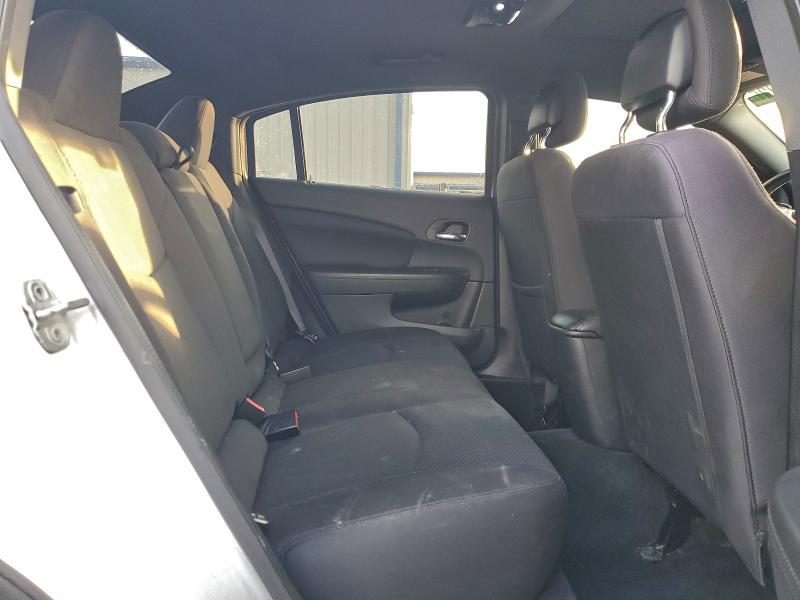 Photo 10 from auction – 2014 CHRYSLER 200 TOURIN with VIN 1C3CCBBB3EN107542