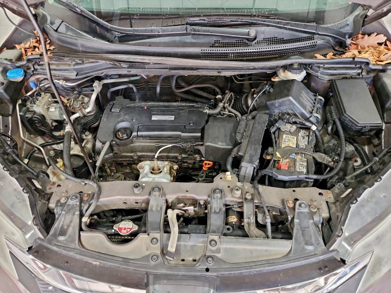 Photo 12 from auction – 2016 HONDA CR-V SE with VIN 2HKRM4H42GH667336