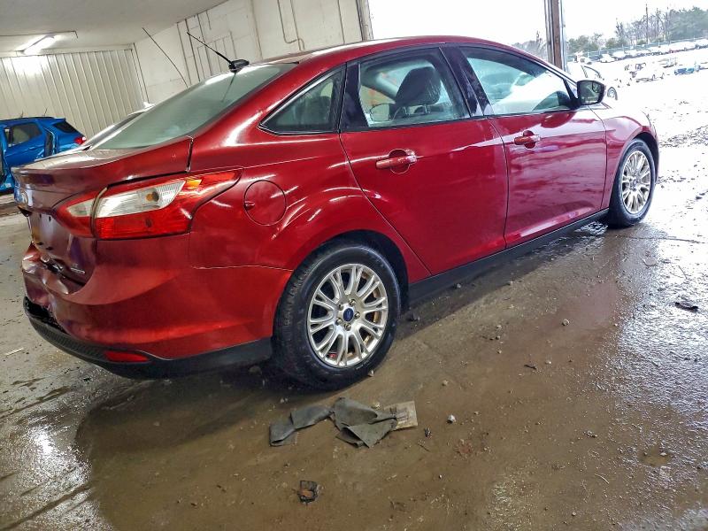 Photo 3 from auction – 2014 FORD FOCUS SE with VIN 1FADP3F27EL102849