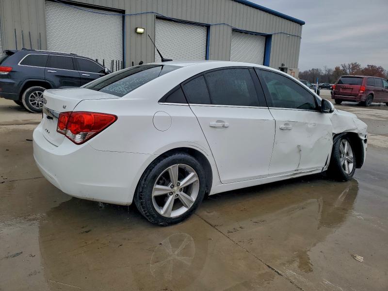Photo 3 from auction – 2014 CHEVROLET CRUZE with VIN 1G1PE5SB1E7394191