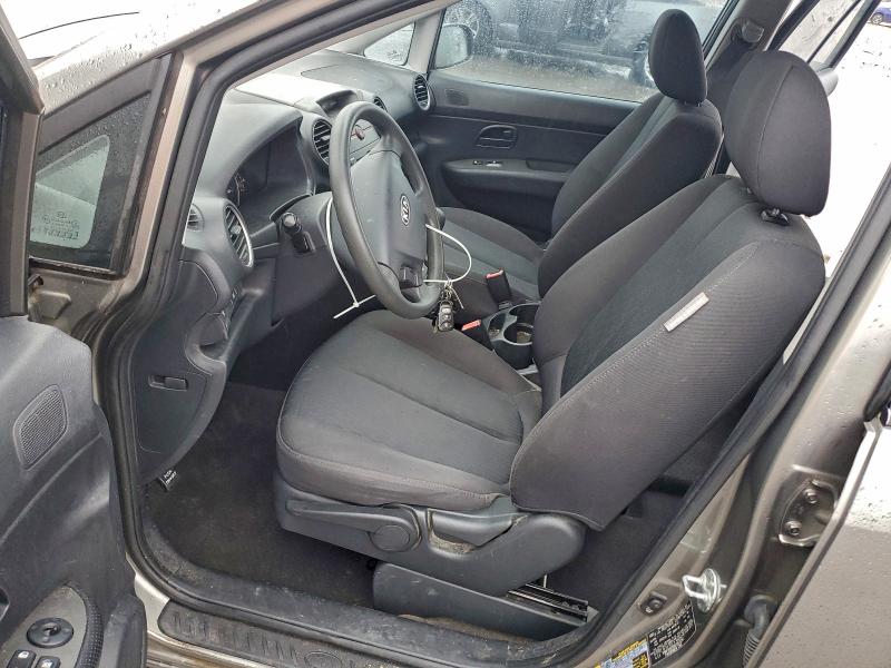 Photo 7 from auction – 2009 KIA RONDO BASE with VIN KNAFG528997267256