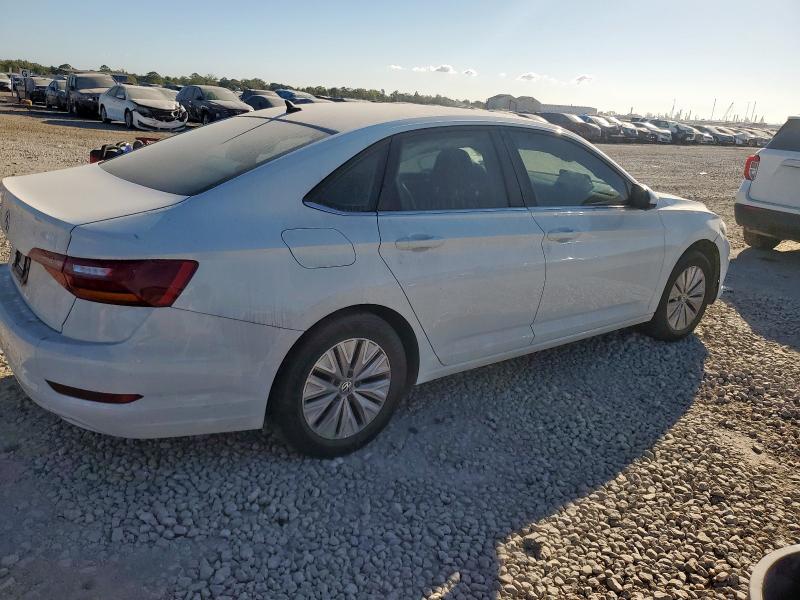 Photo 3 from auction – 2019 VOLKSWAGEN JETTA S with VIN 3VWC57BU2KM189688