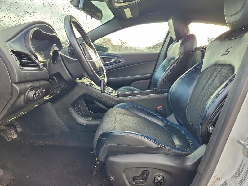 Photo 7 from auction – 2016 CHRYSLER 200 S with VIN 1C3CCCBB3GN105041