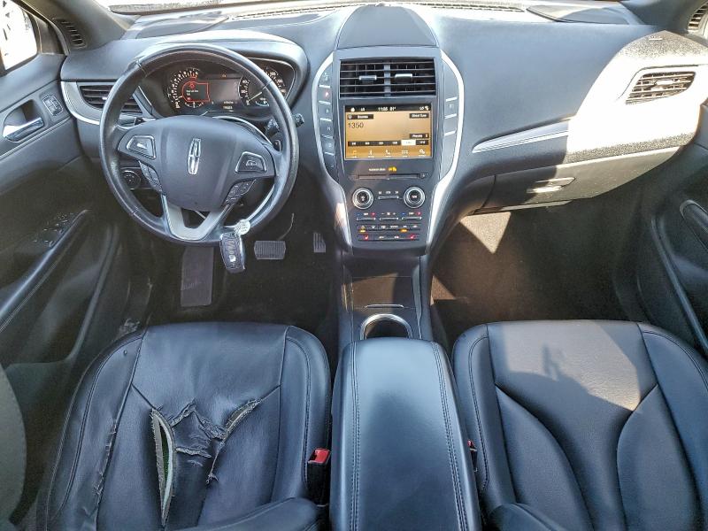 Photo 8 from auction – 2017 LINCOLN MKC PREMIE with VIN 5LMCJ1D96HUL56510