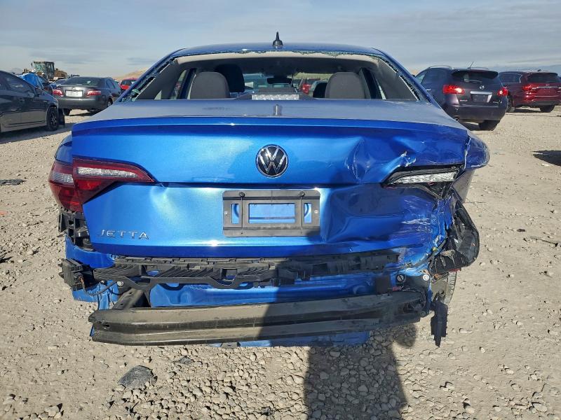 Photo 6 from auction – 2024 VOLKSWAGEN JETTA with VIN 3VW5M7BU1RM080631