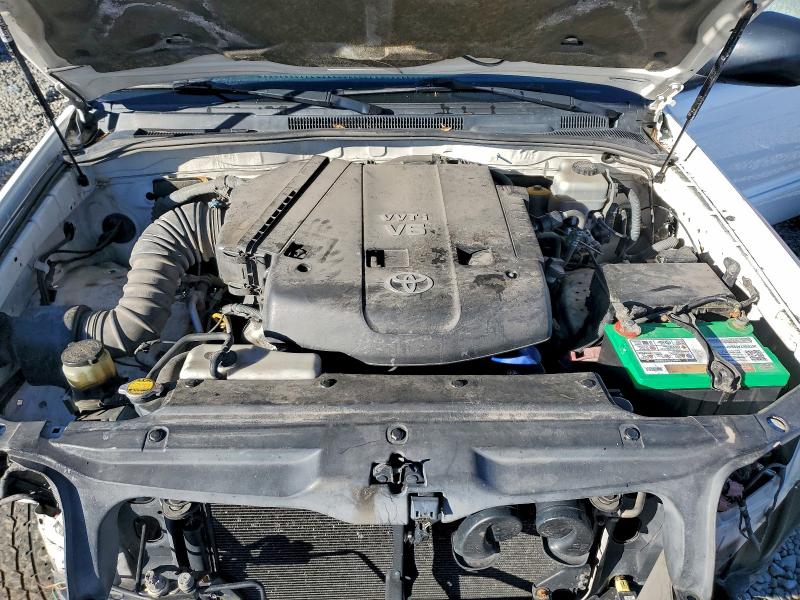 Photo 12 from auction – 2005 TOYOTA 4RUNNER SR with VIN JTEBU14R358043957