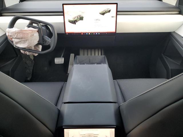 Photo 8 from auction – 2024 TESLA CYBERTRUCK with VIN 7G2CEHEDXRA019561