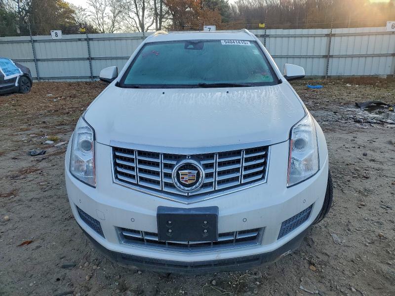 Photo 5 from auction – 2015 CADILLAC SRX LUXURY with VIN 3GYFNBE33FS548290