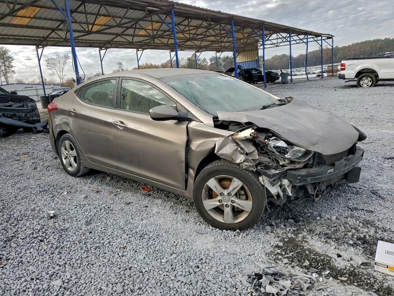 Photo 4 from auction – 2013 HYUNDAI ELANTRA with VIN 5NPDH4AE2DH172969