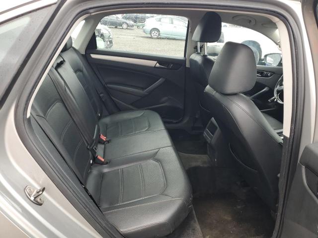 Photo 10 from auction – 2012 VOLKSWAGEN PASSAT SE with VIN 1VWBP7A39CC101950