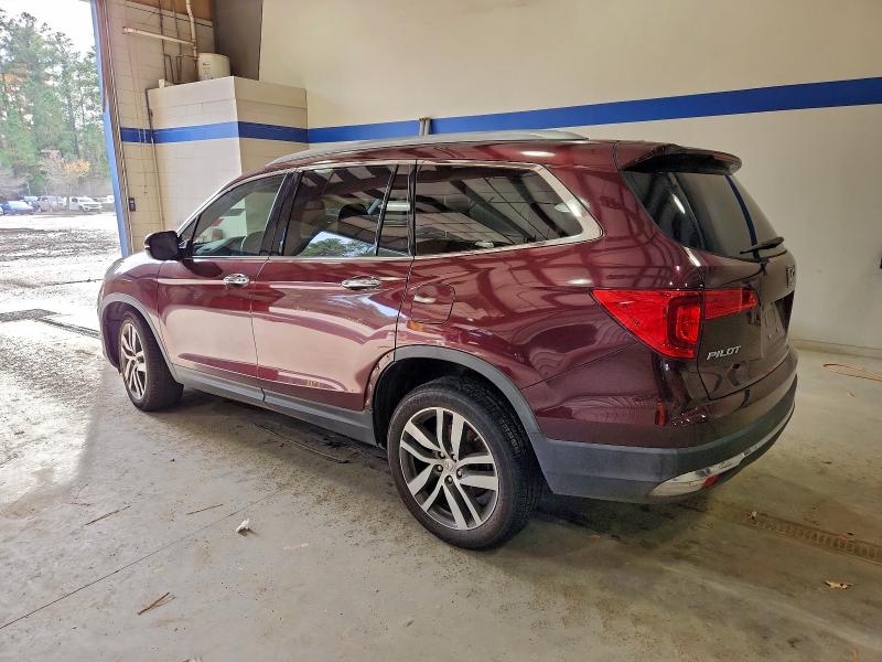 Photo 2 from auction – 2017 HONDA PILOT TOUR with VIN 5FNYF5H93HB015560