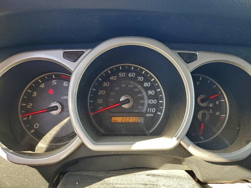 Photo 9 from auction – 2003 TOYOTA 4RUNNER LI with VIN JTEZU17R638002522