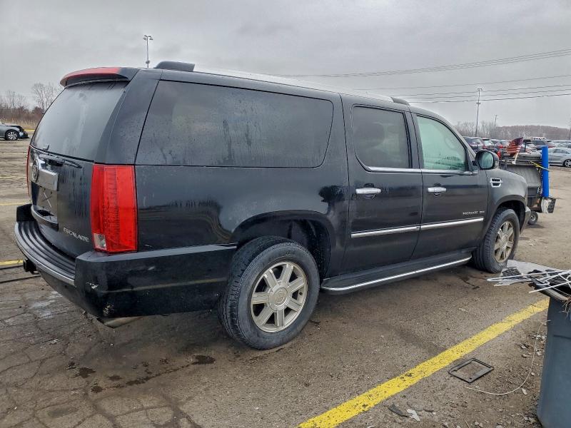 Photo 3 from auction – 2012 CADILLAC ESCALADE E with VIN 1GYS4HEF4CR290858