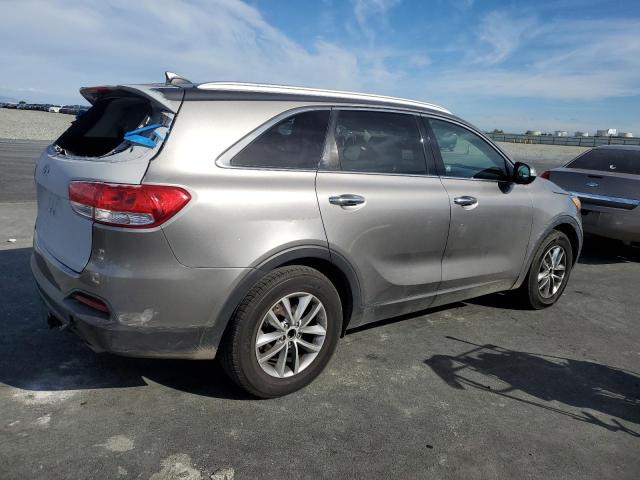 Photo 3 from auction – 2017 KIA SORENTO LX with VIN 5XYPG4A56HG292013