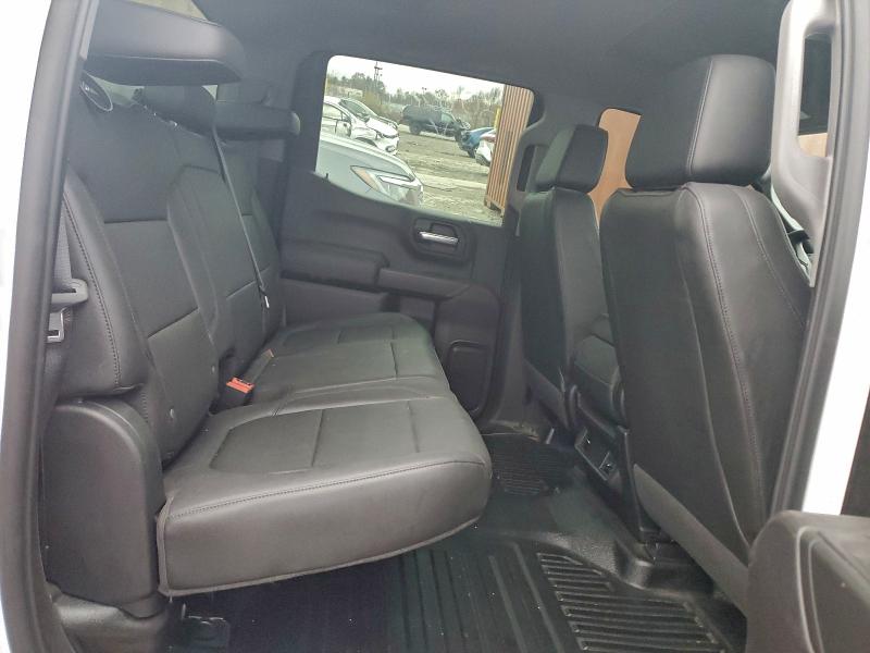 Photo 10 from auction – 2021 CHEVROLET SILVERADO with VIN 3GCUYAEFXMG206327
