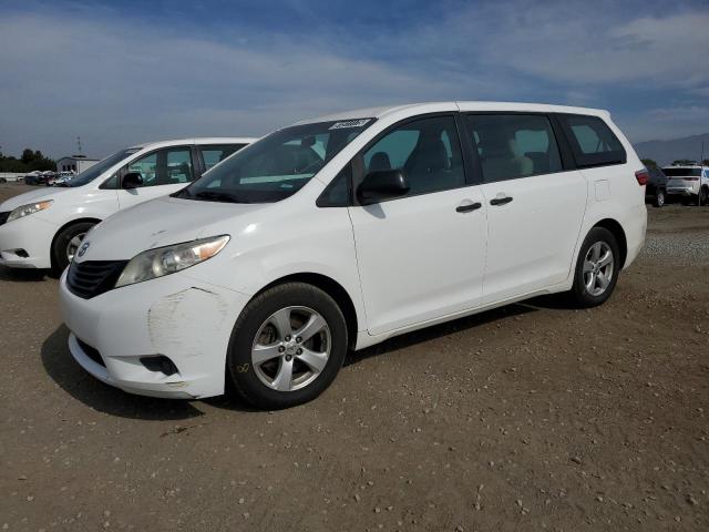 TOYOTA SIENNA 2017 with VIN 5TDZZ3DC3HS815675 - Photo from auction