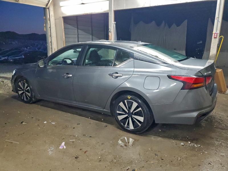 Photo 2 from auction – 2021 NISSAN ALTIMA SV with VIN 1N4BL4DV5MN308681