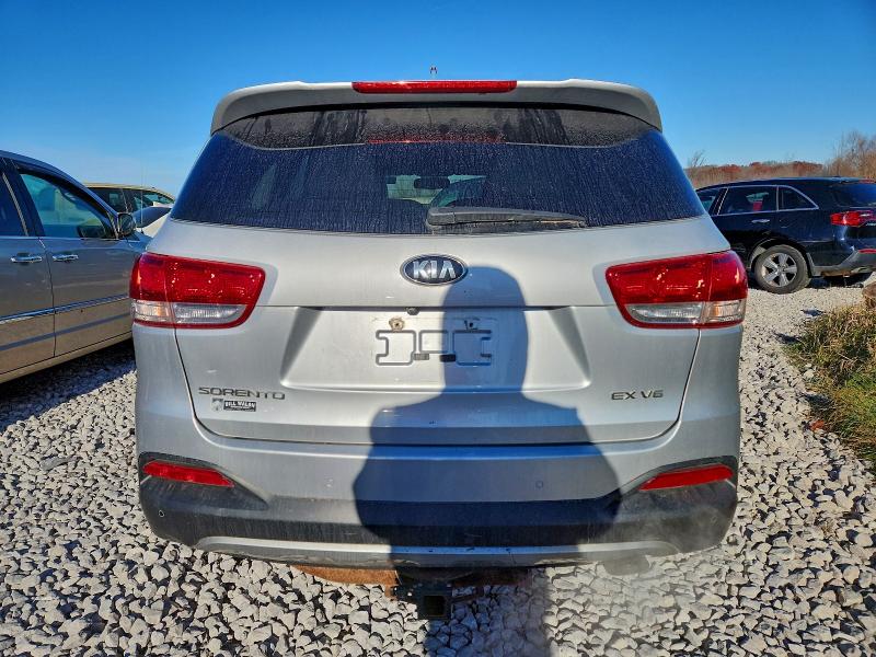 Photo 6 from auction – 2016 KIA SORENTO with VIN 5XYPH4A51GG023705