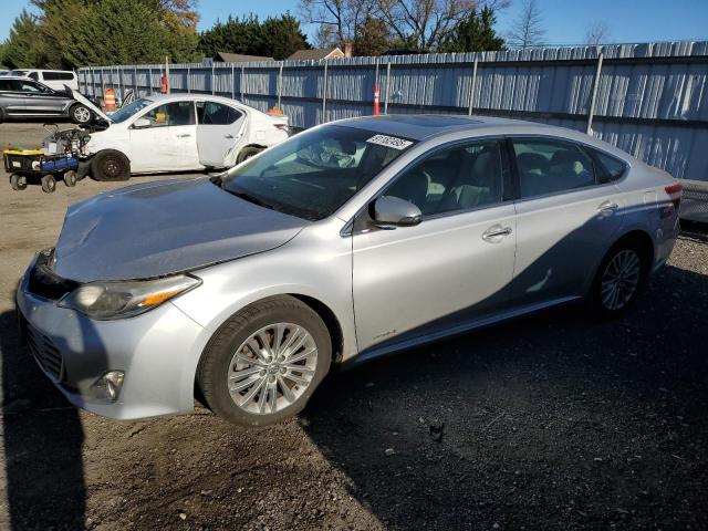 TOYOTA AVALON HYB 2013 with VIN 4T1BD1EB5DU013818 - Photo from auction