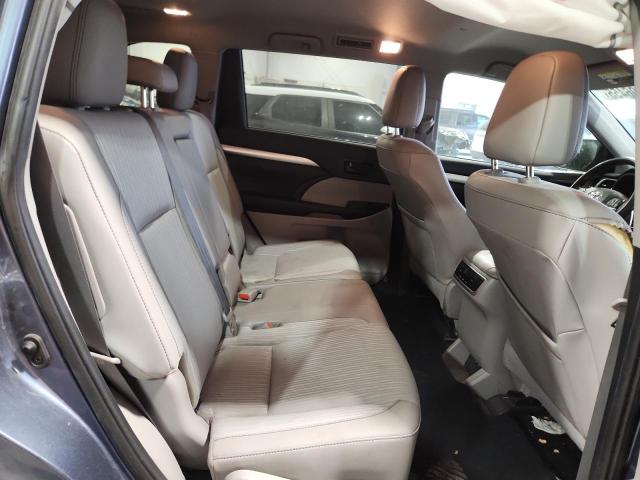 Photo 11 from auction – 2019 TOYOTA HIGHLANDER with VIN 5TDBZRFH3KS730307