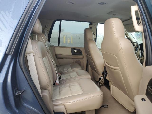 Zdjęcie 11 z aukcji – 2004 FORD EXPEDITION z VIN 1FMPU18L54LB15202