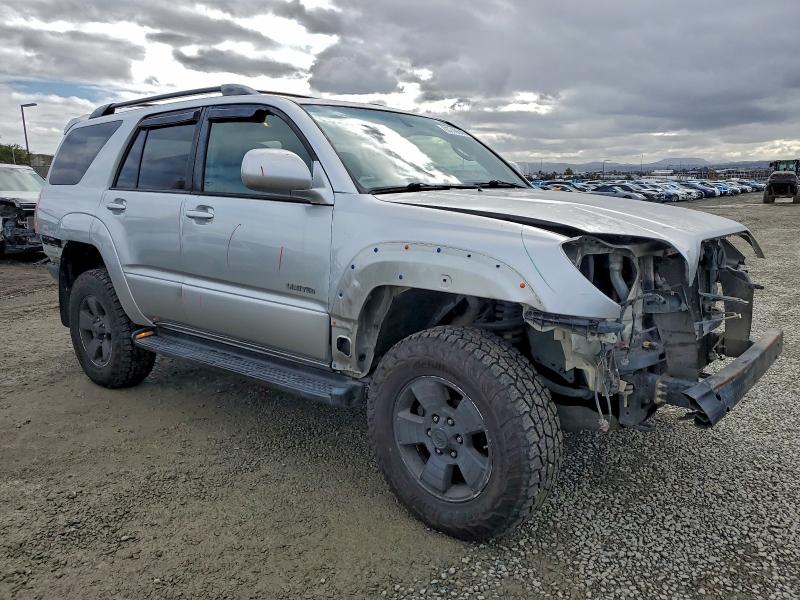 Photo 4 from auction – 2005 TOYOTA 4RUNNER LI with VIN JTEZU17R650047607