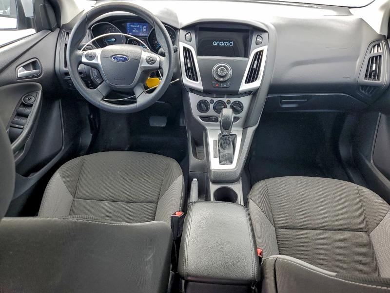 Photo 8 from auction – 2014 FORD FOCUS SE with VIN 1FADP3K23EL323189