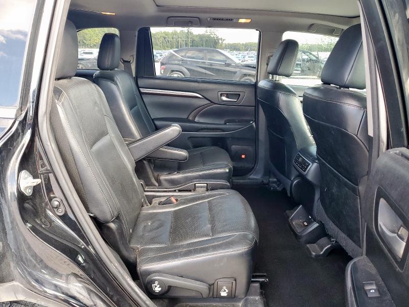 Photo 11 from auction – 2015 TOYOTA HIGHLANDER with VIN 5TDYKRFH2FS065467
